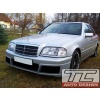 Mercedes C W202 93-01 - przedni zderzak / front bumper - MRC931